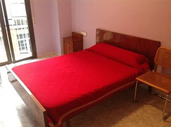 Hostel Alhambra Жирона Экстерьер фото